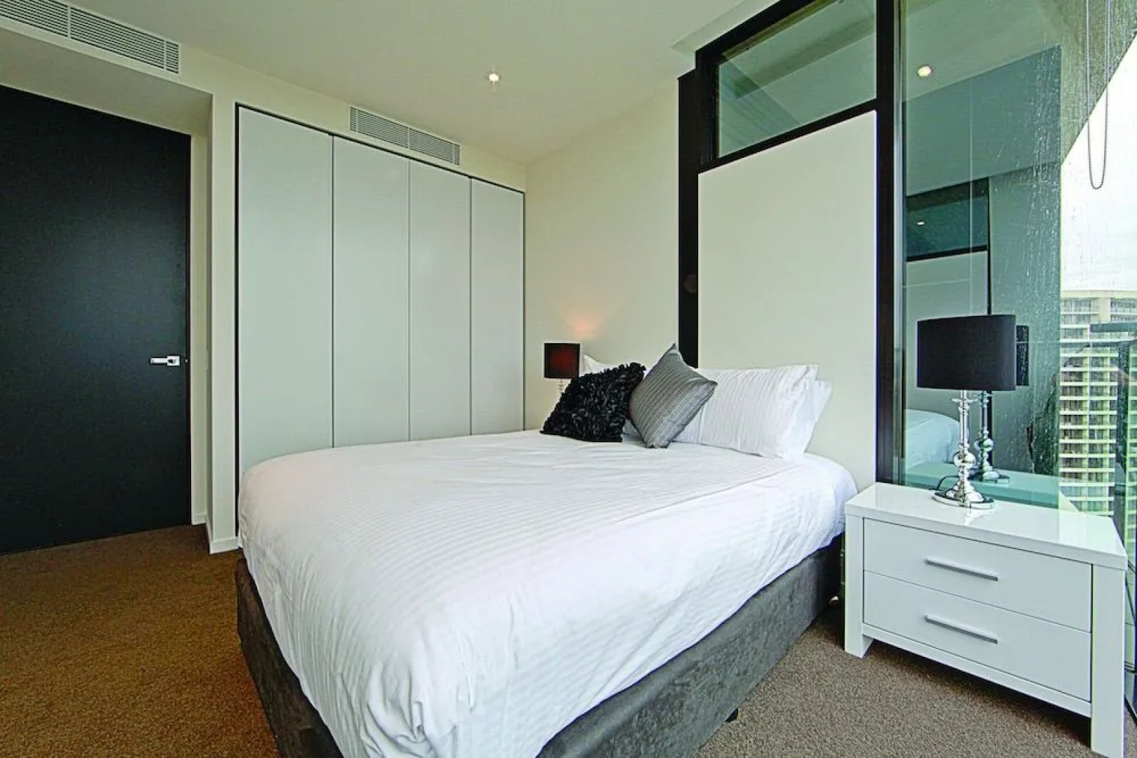 Accommodate Canberra- The Apartments Canberra City