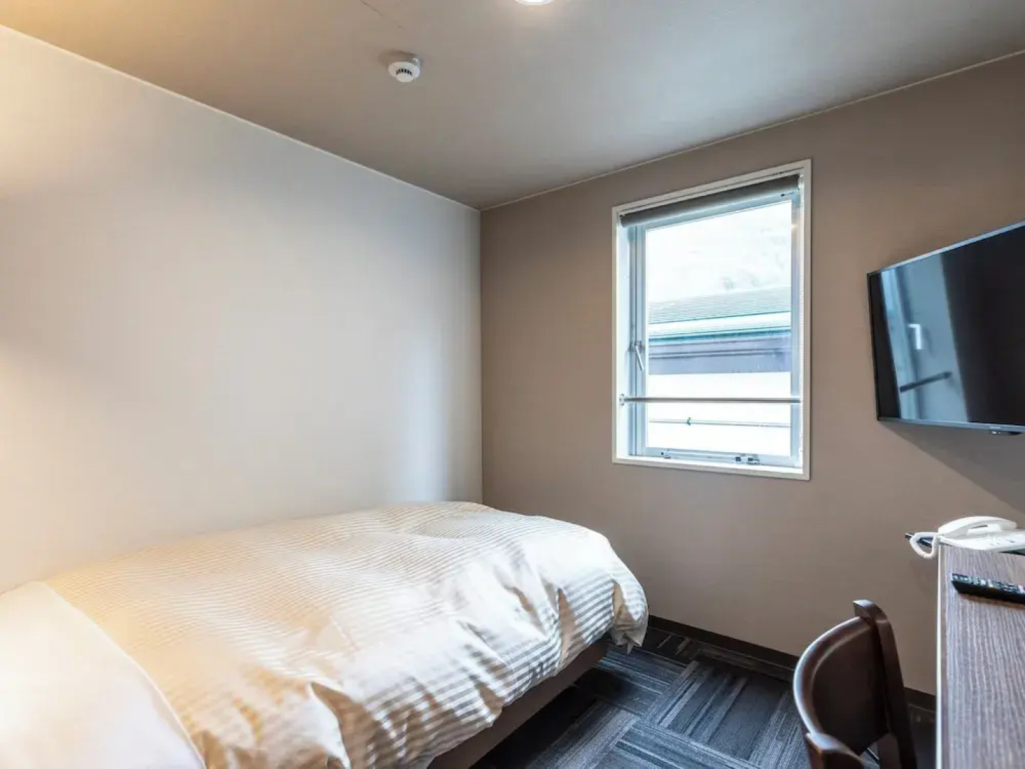 Business Hotel Awaikeda Eleven 2