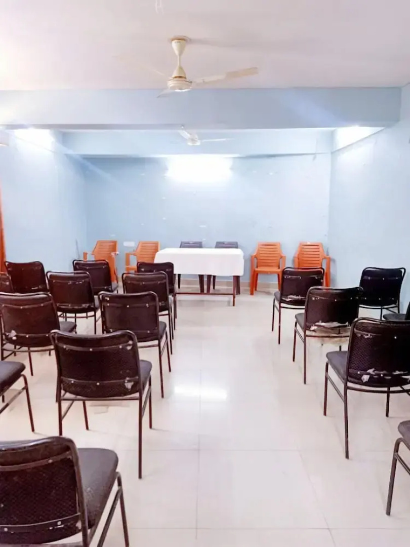 Hotel Rajdhani Plaza