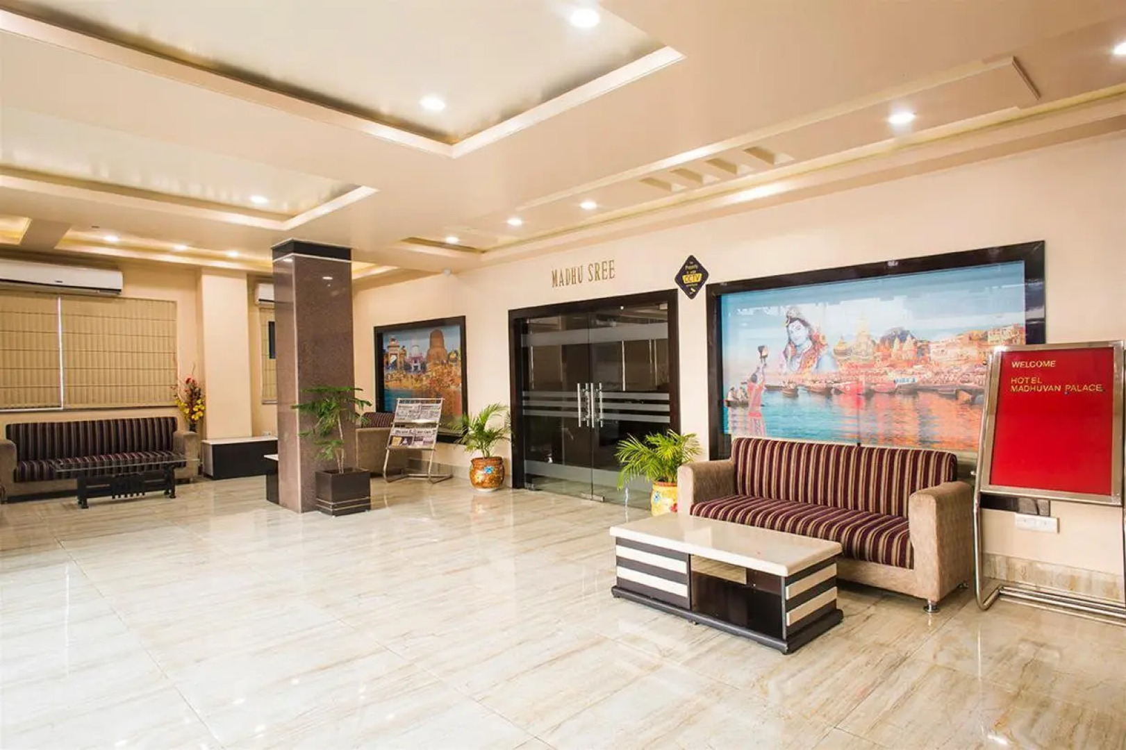 Hotel Madhuvan Palace