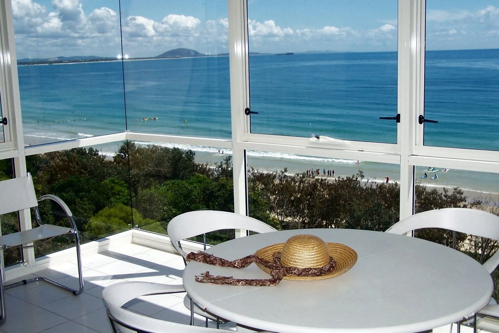 84 The Spit Holiday Apartments