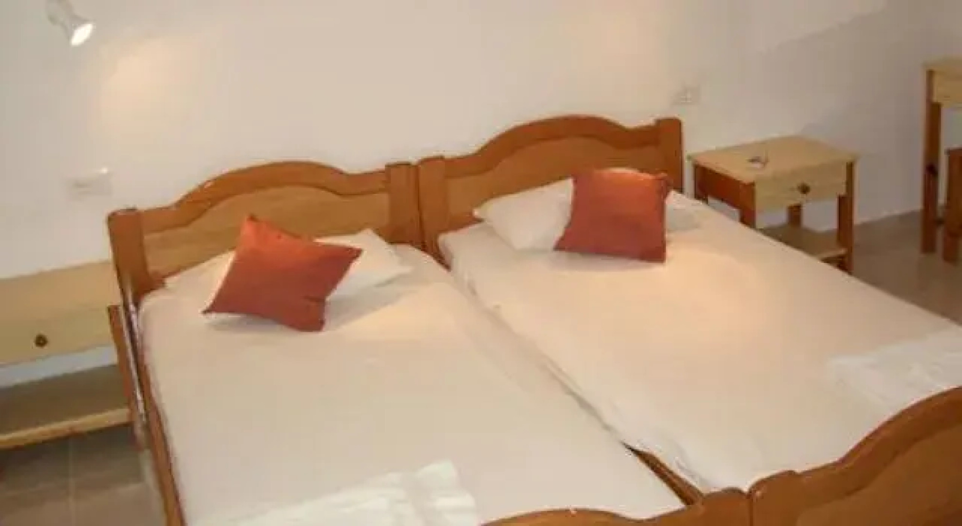 Sifis Studios Pefkos