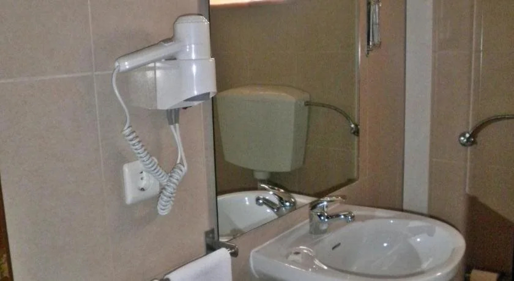 Hotel Residencial Alentejana