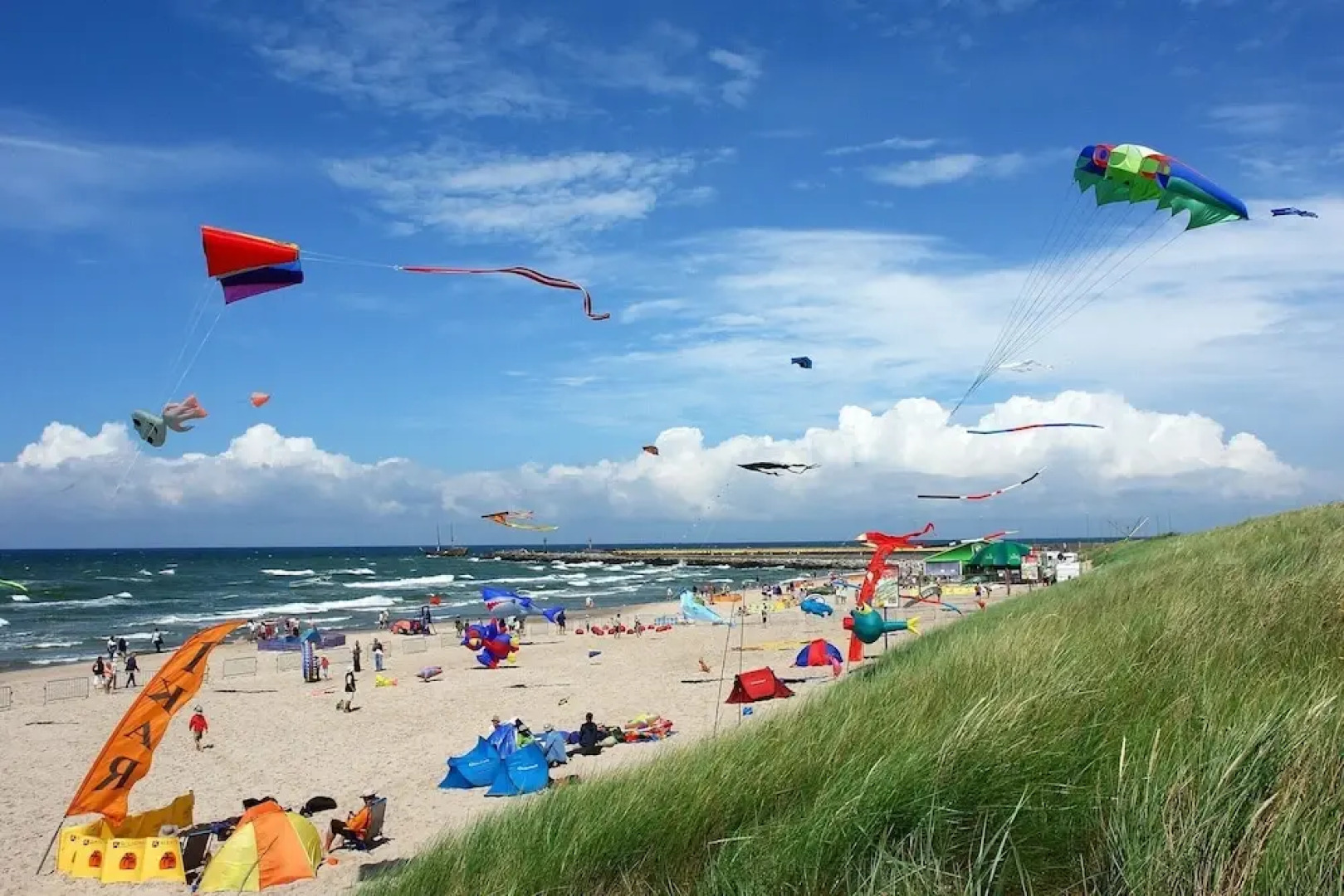 Single-story Holiday Home Near the Sea, Ustronie