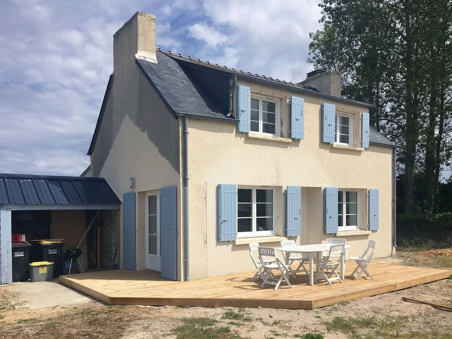 Cozy Holiday Home in Santec With Private Garden