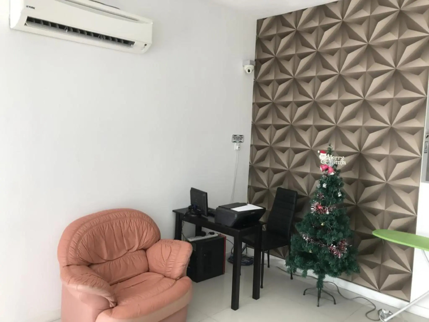 Island Hostel Bayan Lepas Airport