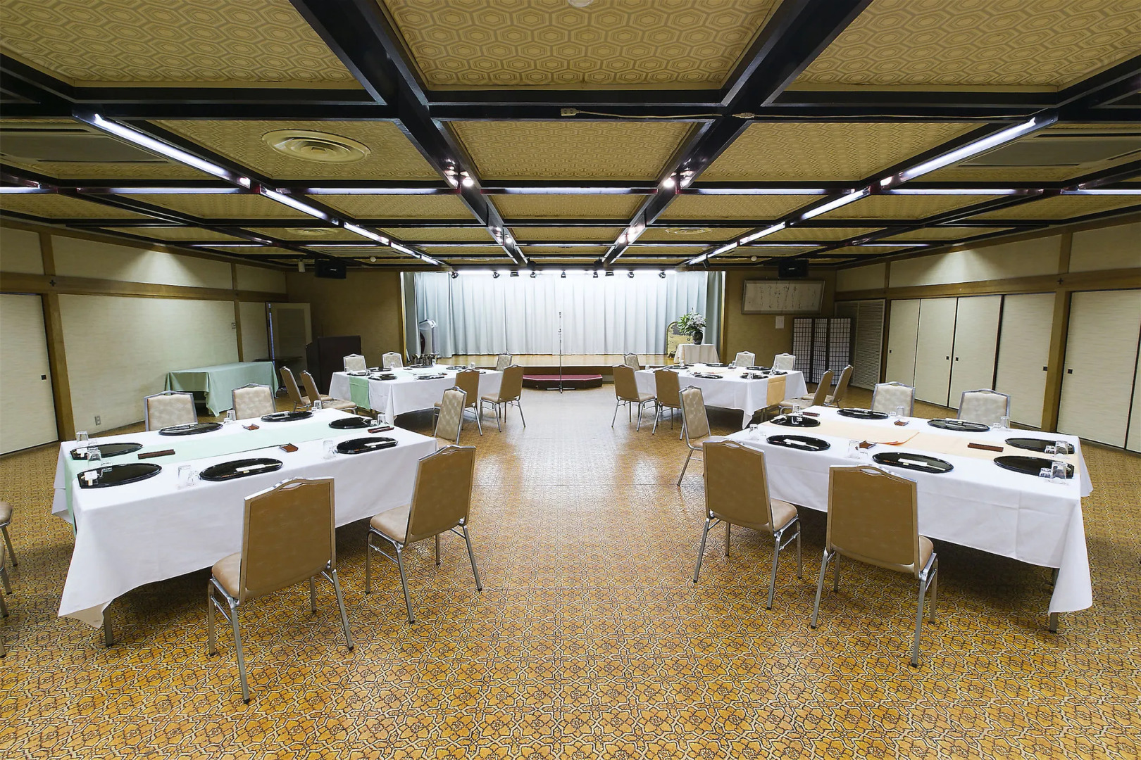 Hitoyoshi Onsen Nabeya