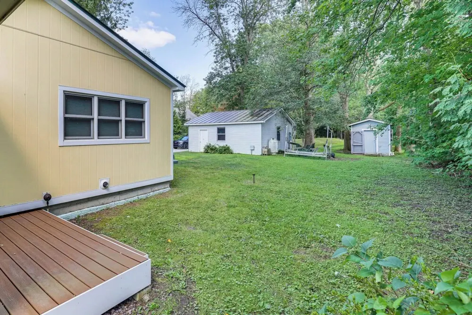 Waterfront North Hero Home w/ Screened Porch
