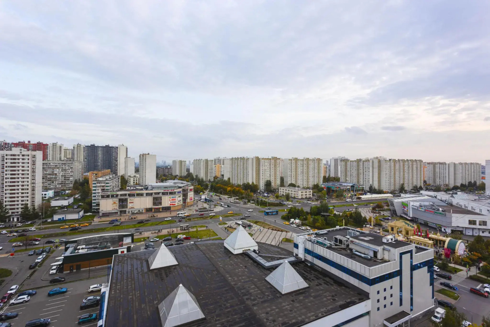 Moment House (Момент Хаус) на улице Митинская 42