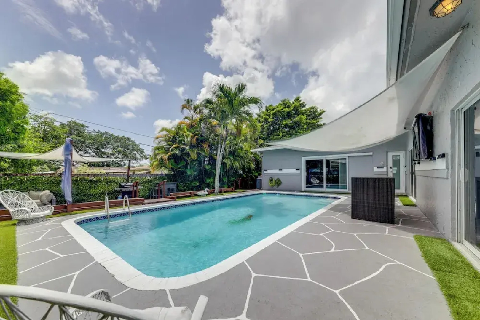 Private Oasis in West Park Near the Beach!