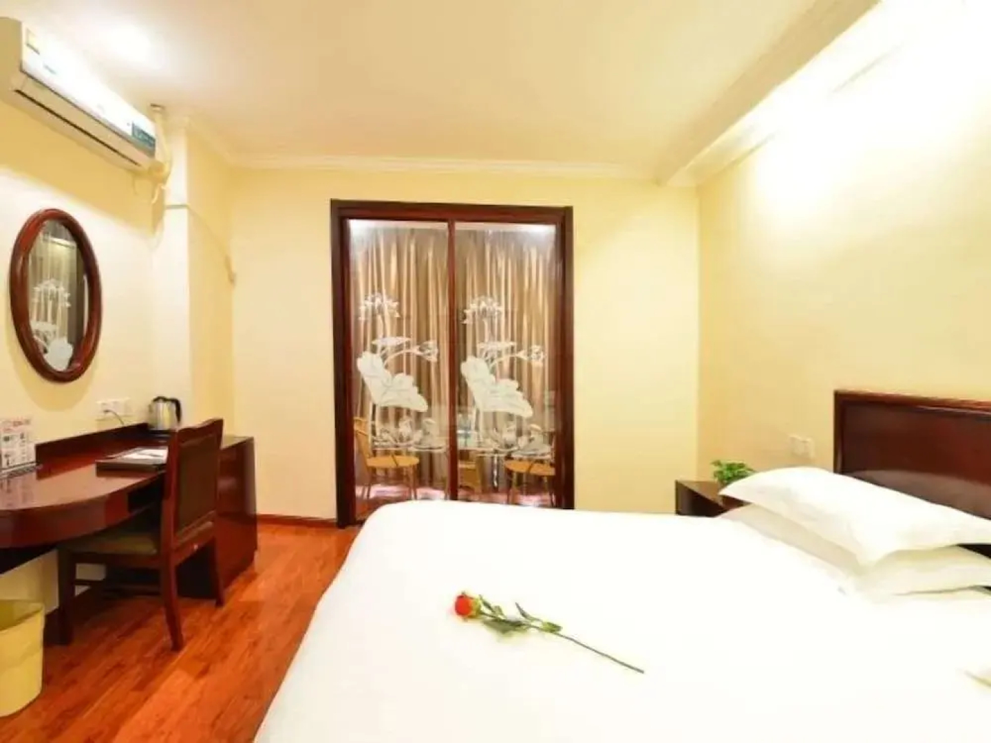 GreenTree Inn WuXi DongTing Leather City Express Hotel