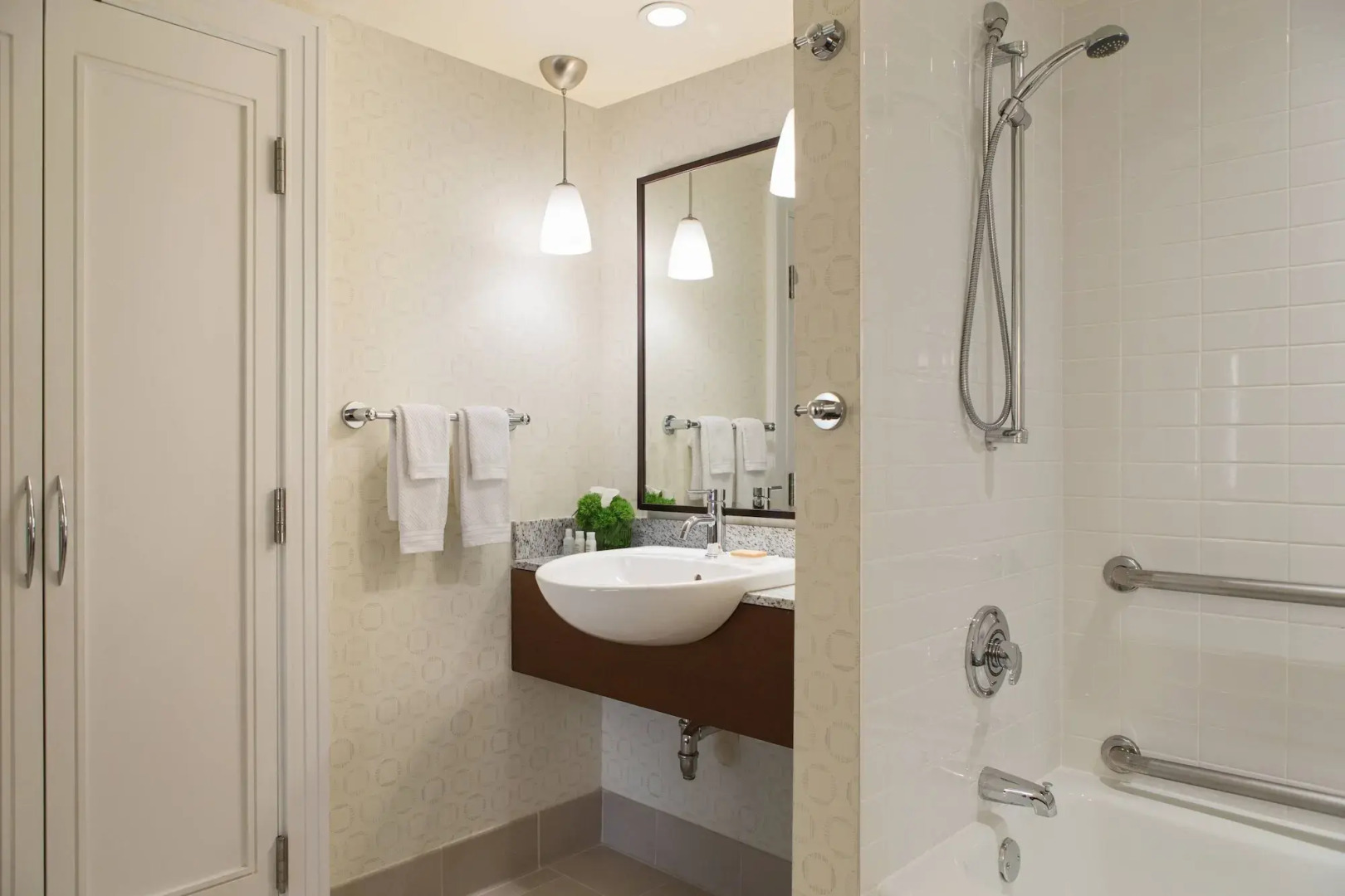 Renaissance® Boston Seaport District