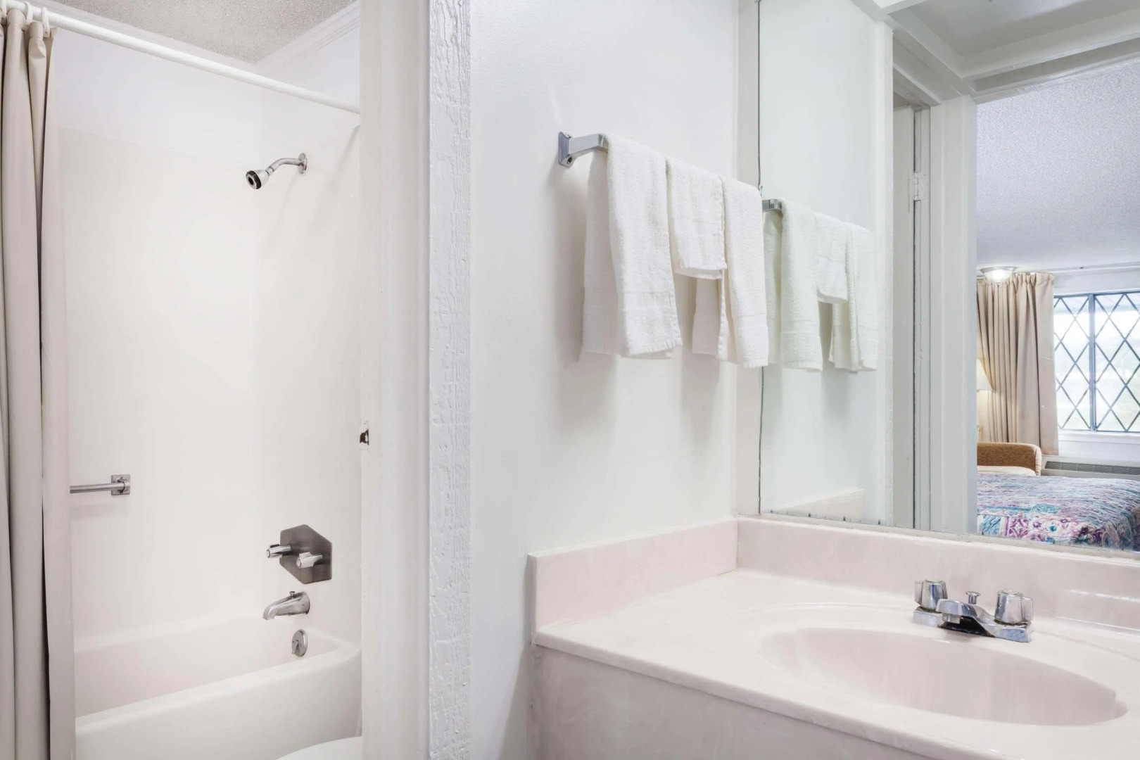 Knights Inn Columbia