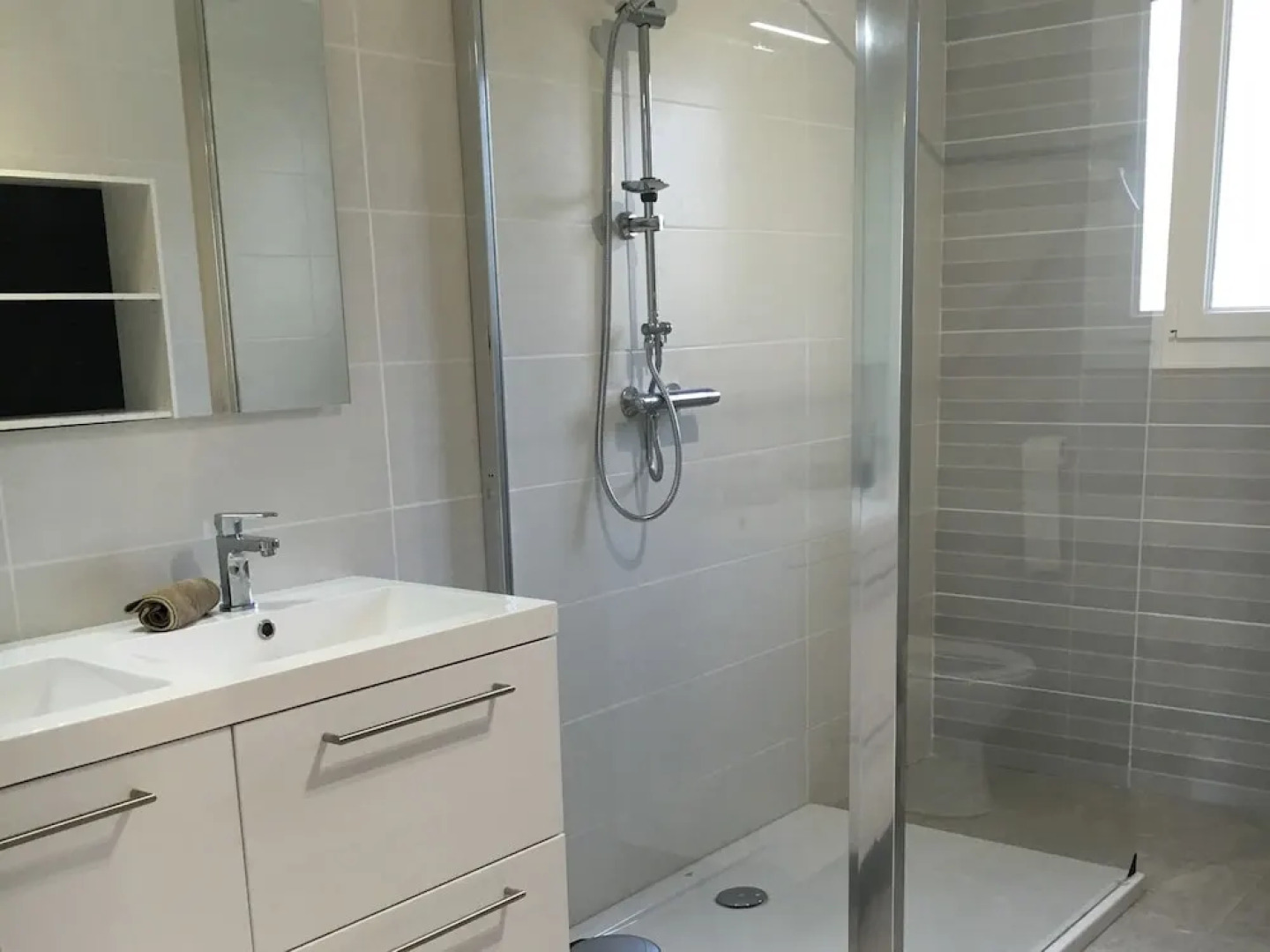 Modern Villa in Thueyts with Swimming Pool