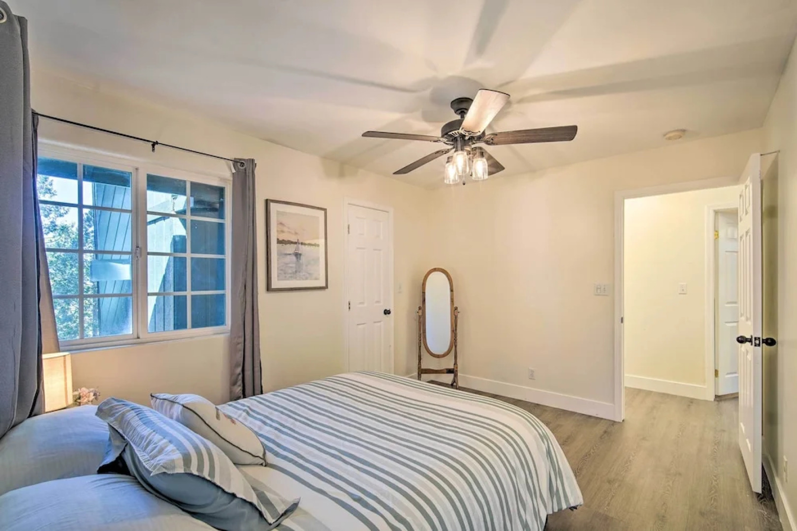 Relaxing Lake Arrowhead Home ~ 1 Mi to Lake!