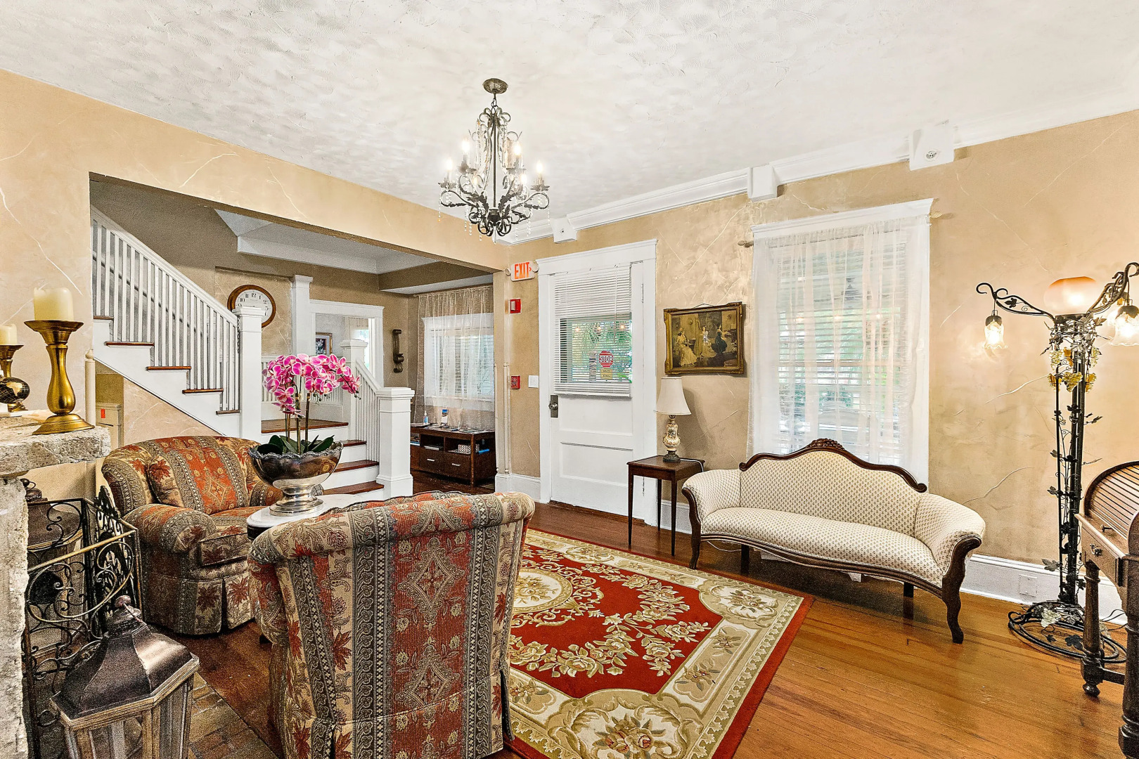 Golden Magnolia Marine