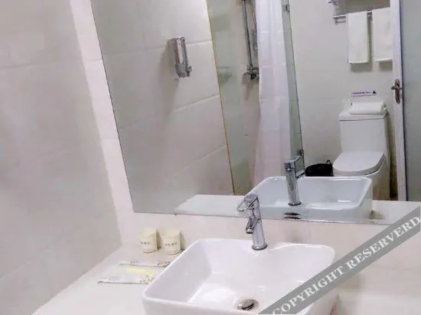 Super 8 Hotel (Guyuanjiadao Auto City)