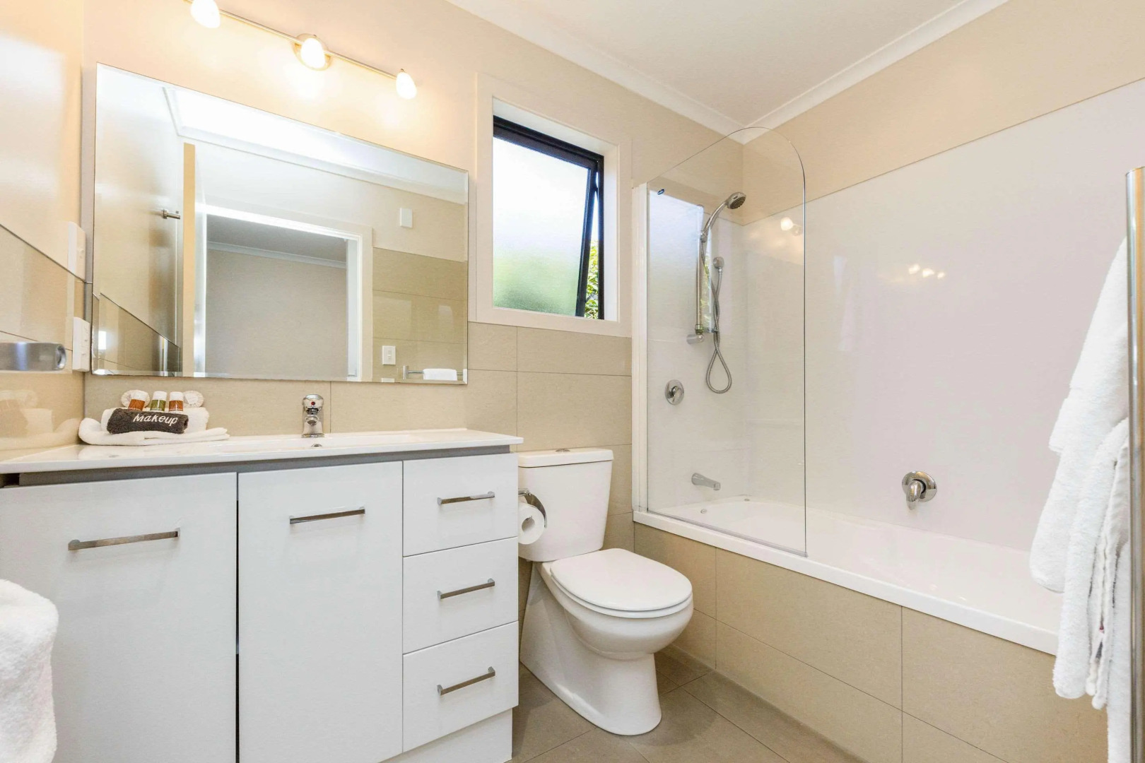 Kauri Court Motel and Apartments