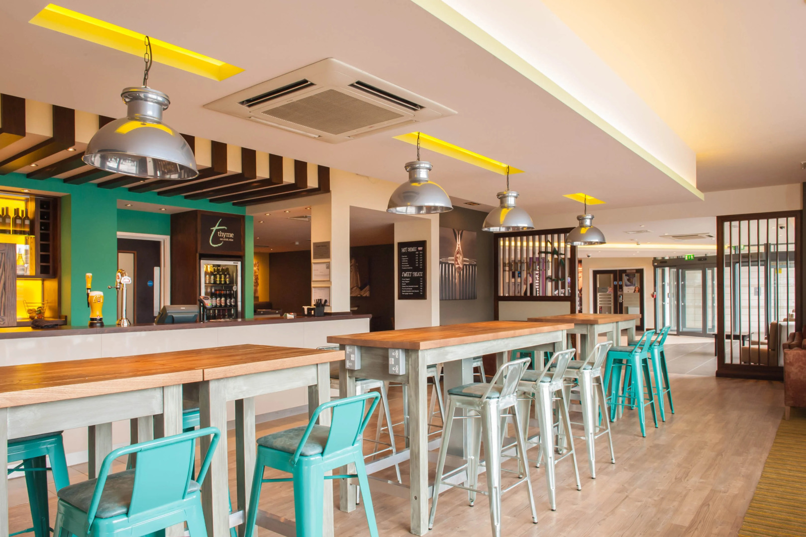 Premier Inn Luton Town Centre