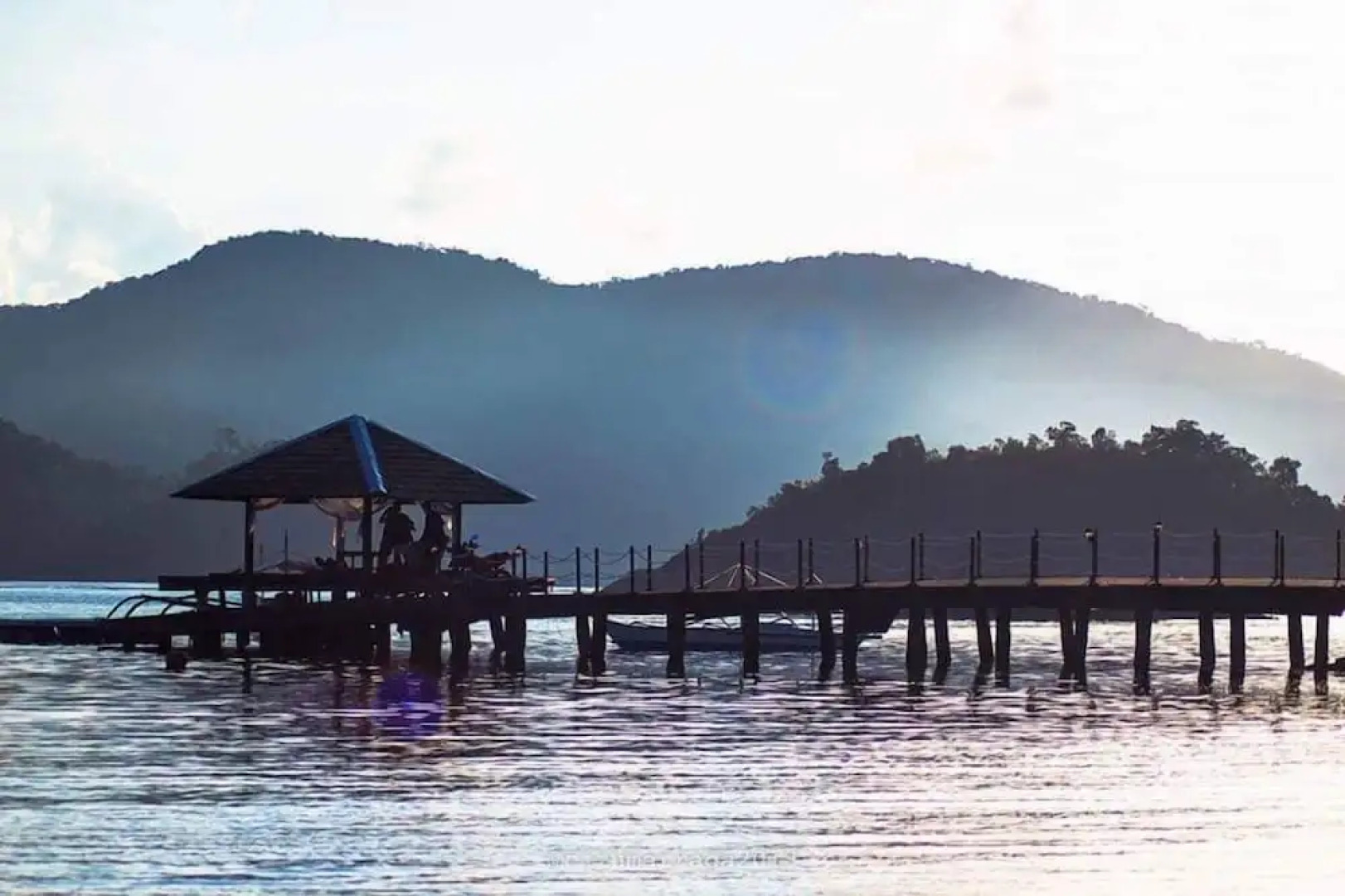 Pangulatan Beach Resort - Dormitory