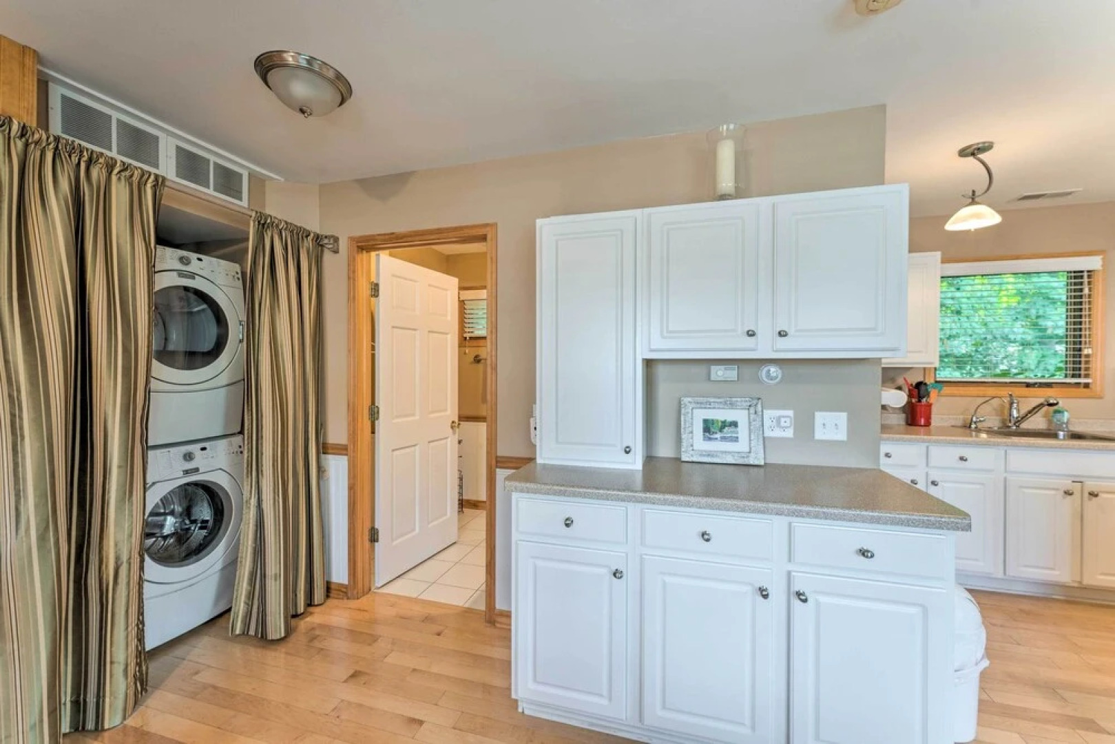 Renovated & Spacious Cabin w/ Patio & Grounds