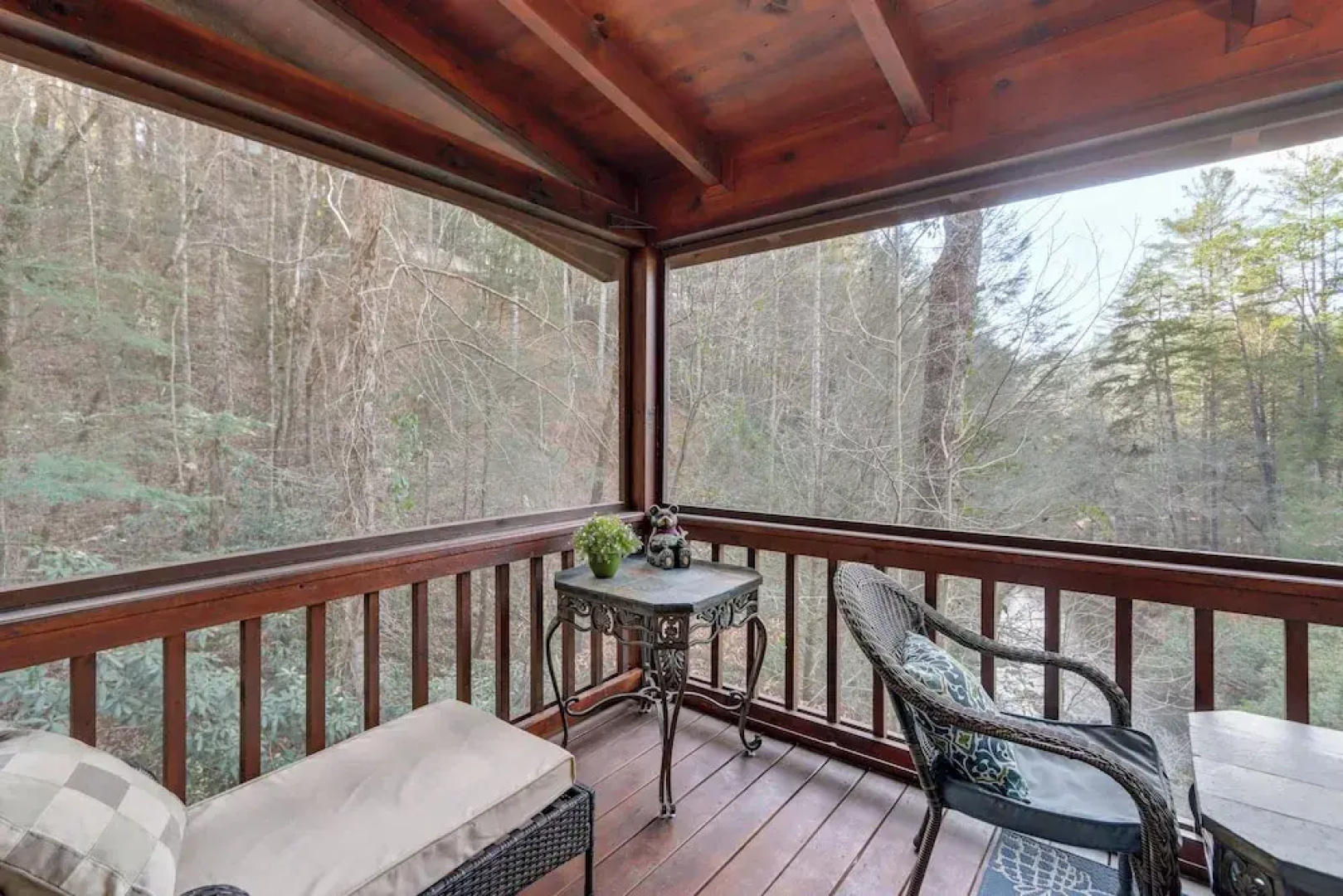 Waterfront Cabin w/ Beautiful River View & Hot Tub