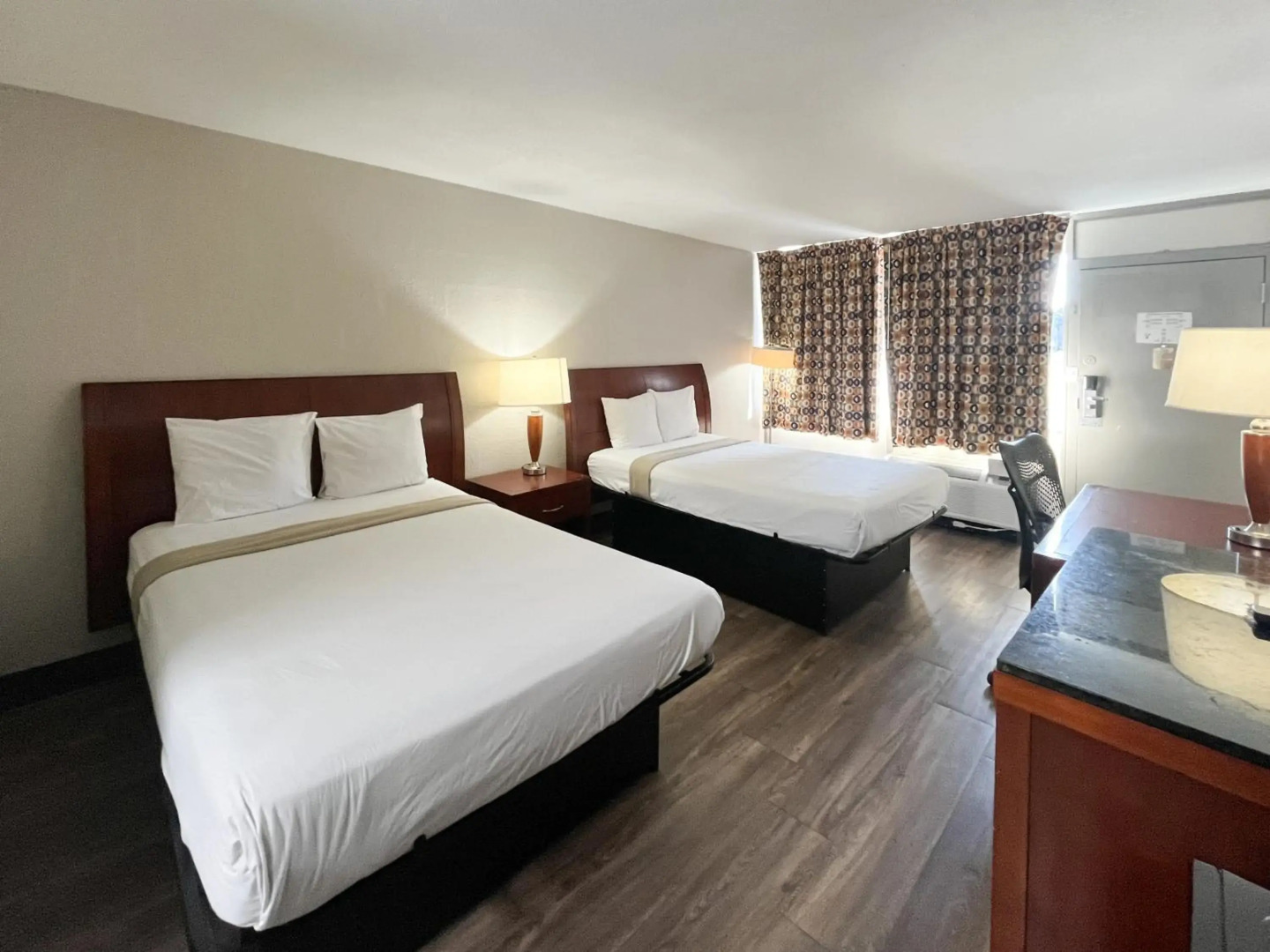 Motel 6 Raleigh, NC – Downtown South