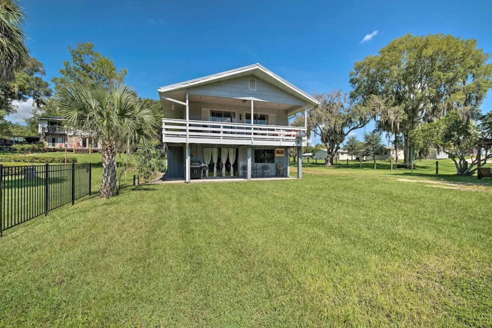 Riverfront Apt w/ Kayak Launch in Dunnellon