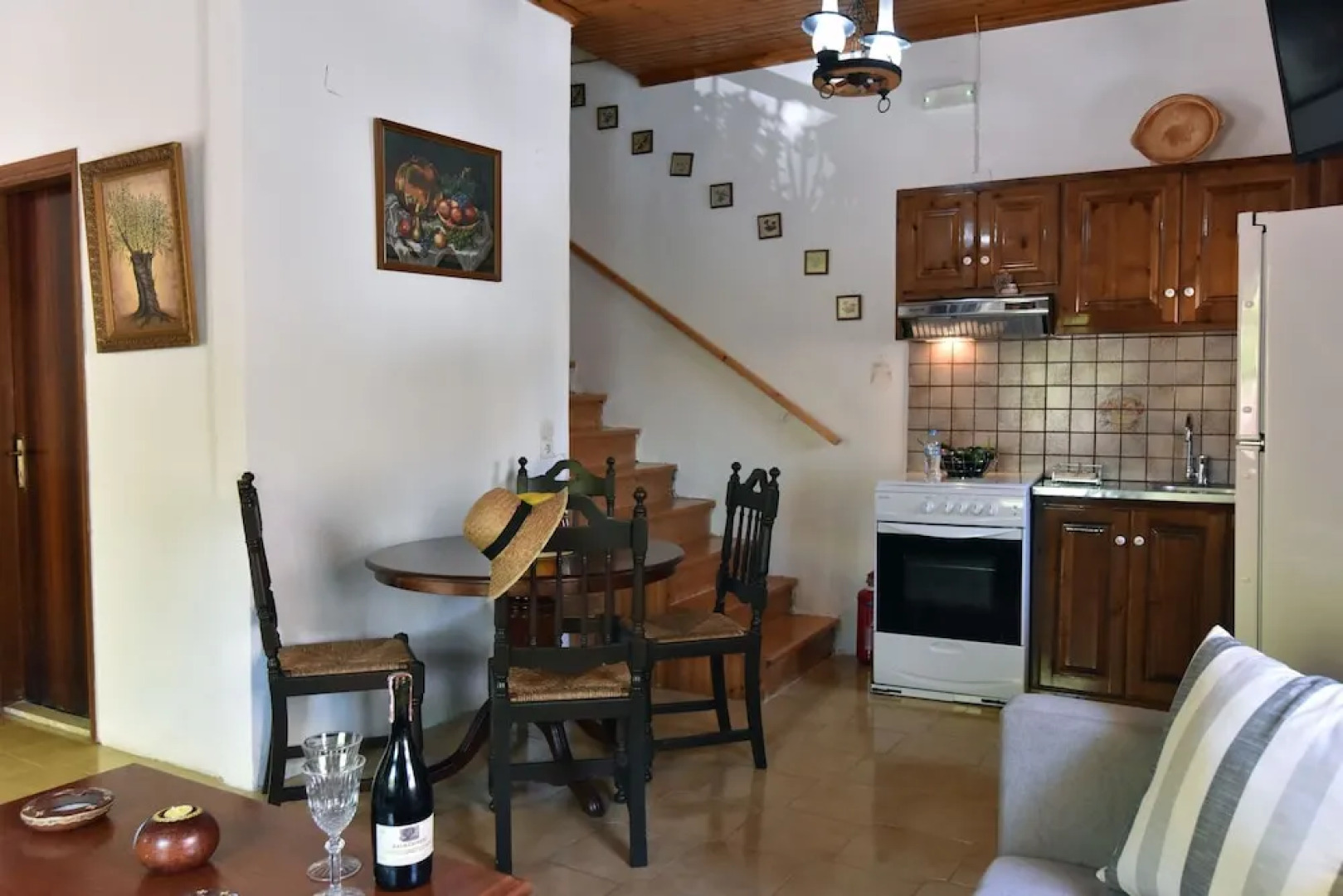 Traditional Greek Maisonette Antiperni