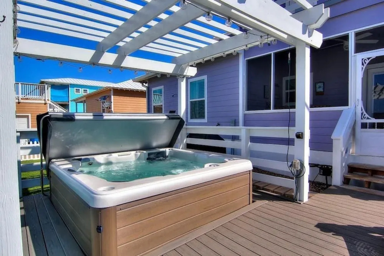 Purple Paradise Bw122 3 Bedrooms 3 Bathrooms Home