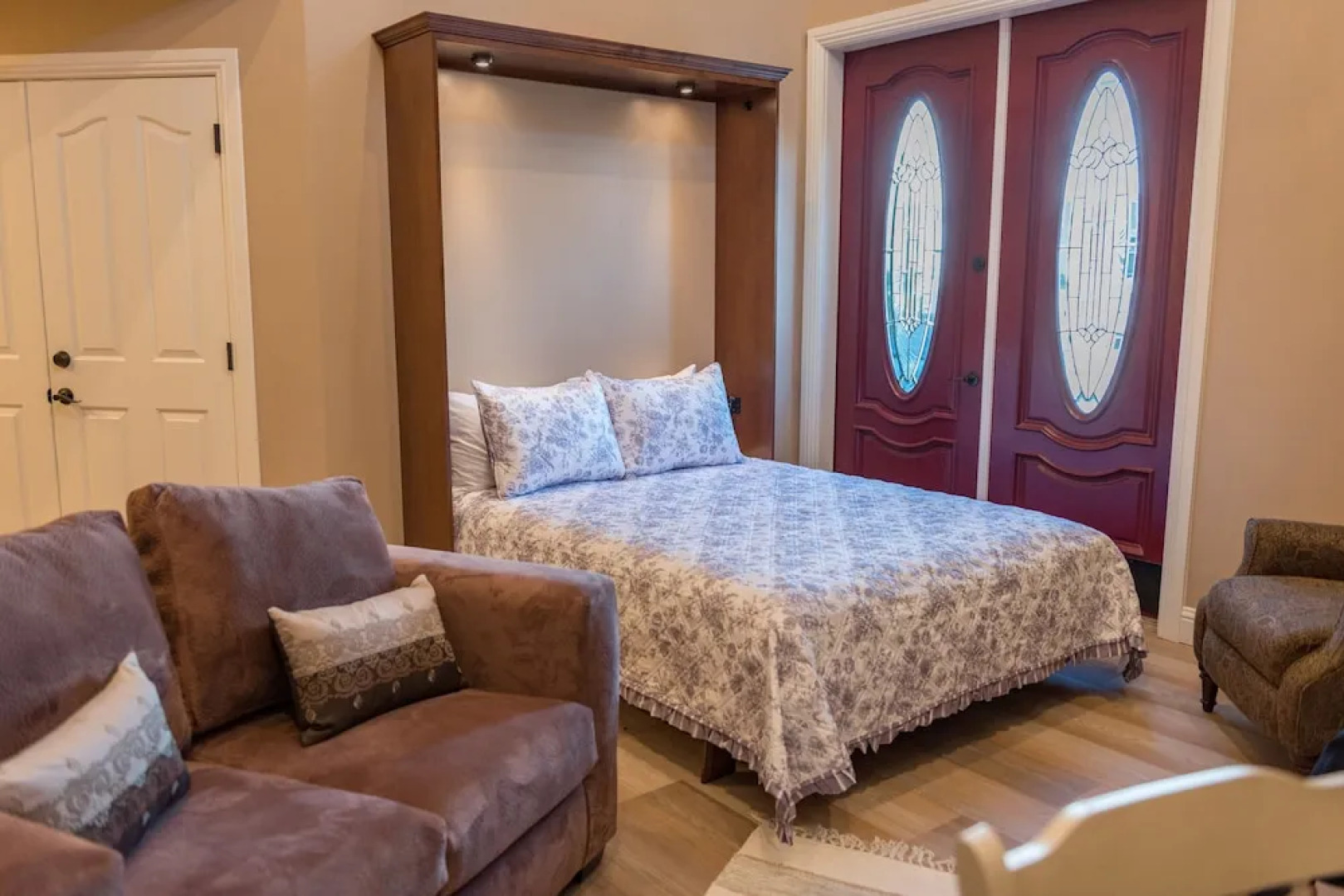 The Iron Gate Inn & Winery