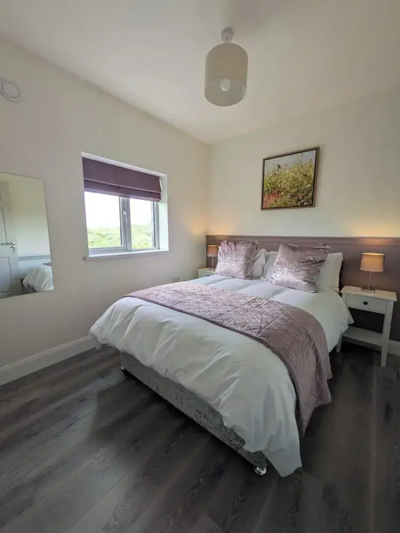 Seaside Retreat - 4 Guests - Near Aran Islands