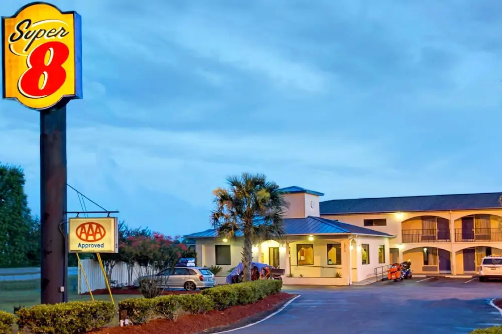 Super 8 Motel - Walterboro
