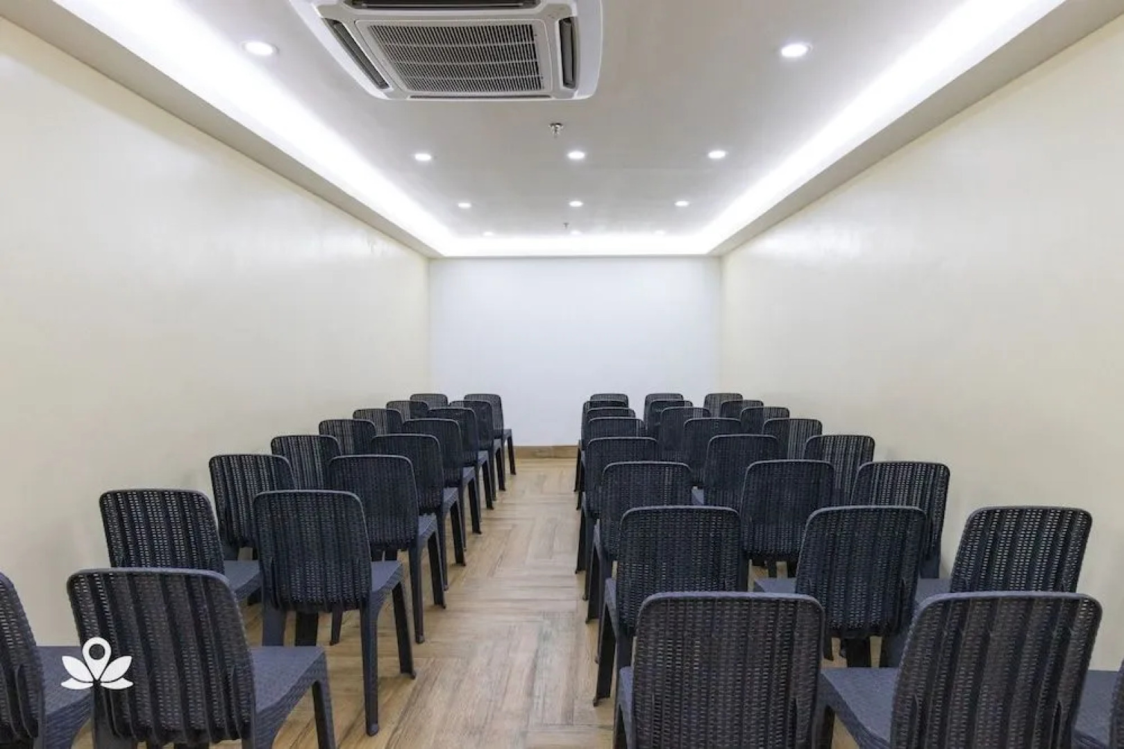 ZEN Rooms Sun Star Manila