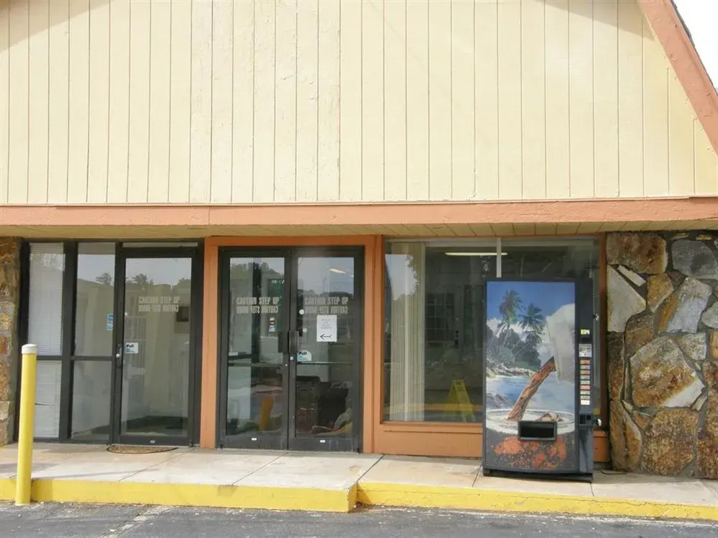 The Economy Inn - Wesley Chapel