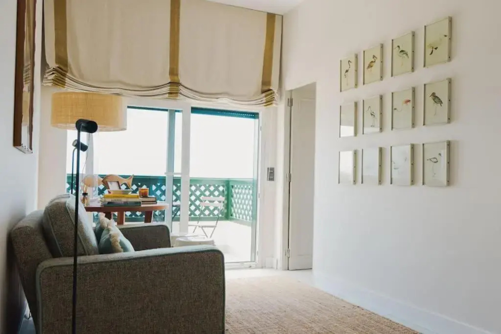 CASA ESPERANZA *Family Home Over the Sea*