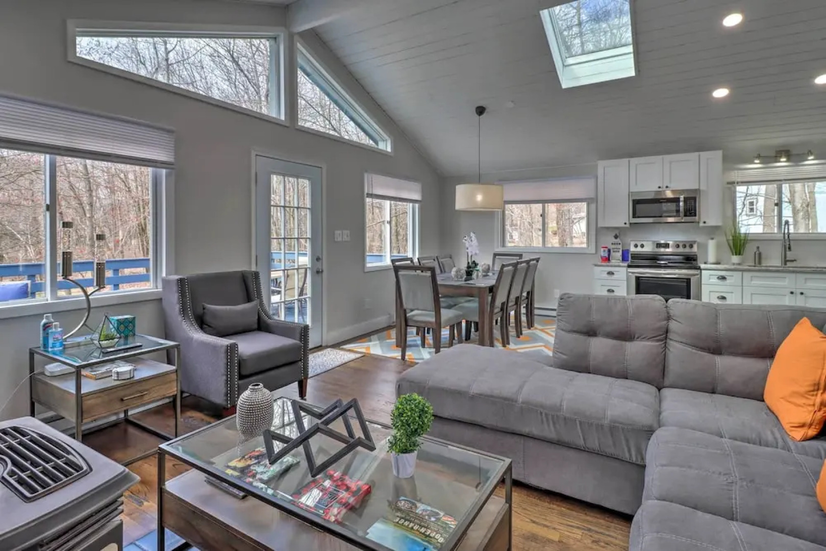 Emerald Lakes Home Near Kalahari & Camelback!