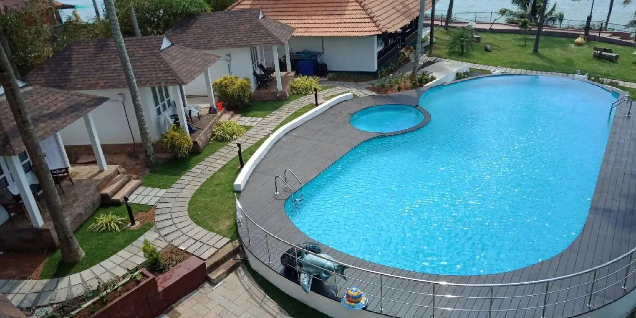 Sun View Beach Resort By Citrine