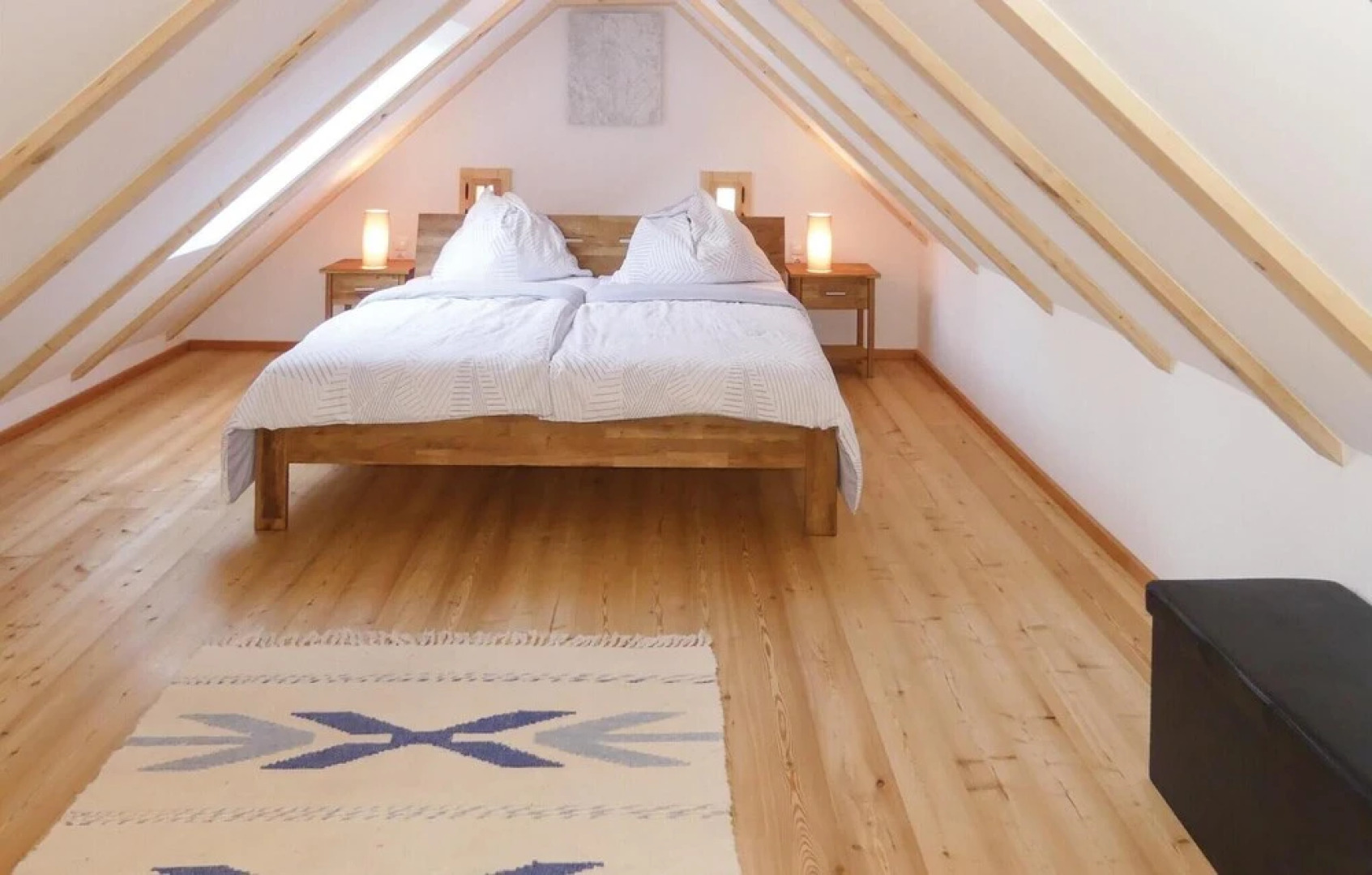 Stunning Home in Gaas With 2 Bedrooms