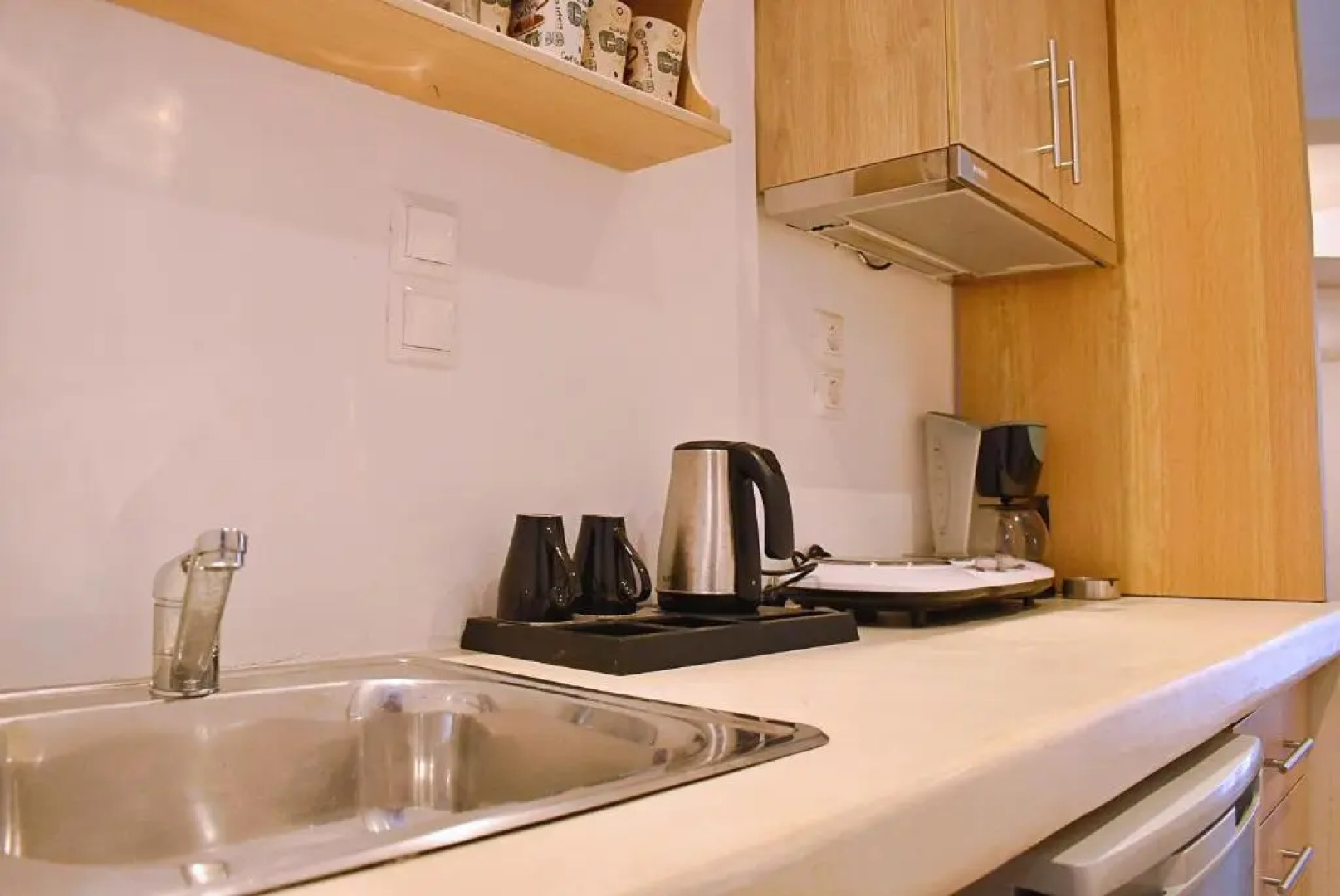 Tzamaros Studios Kythnos