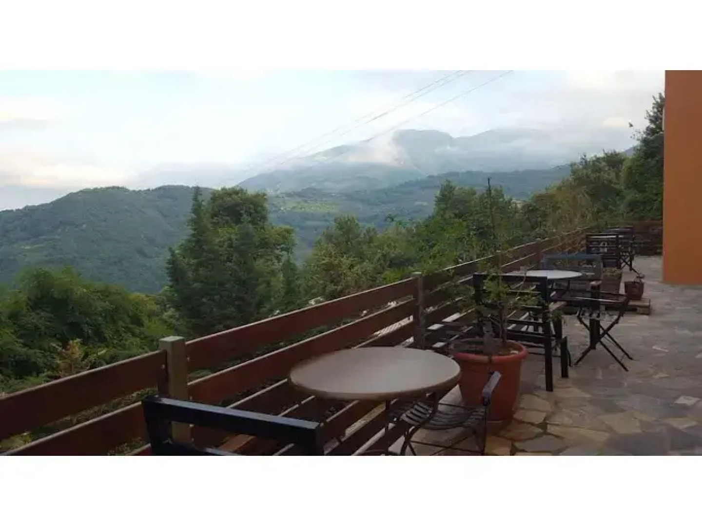 Victoria's Country Apartments