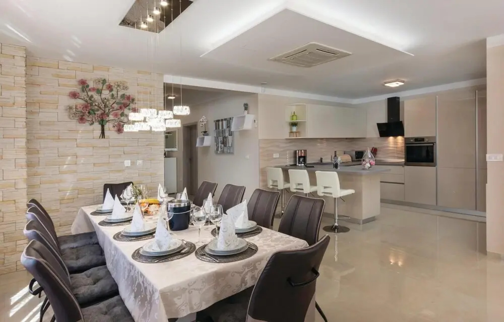 Beautiful Home in Marcana With Outdoor Swimming Pool, Wifi and 5 Bedrooms