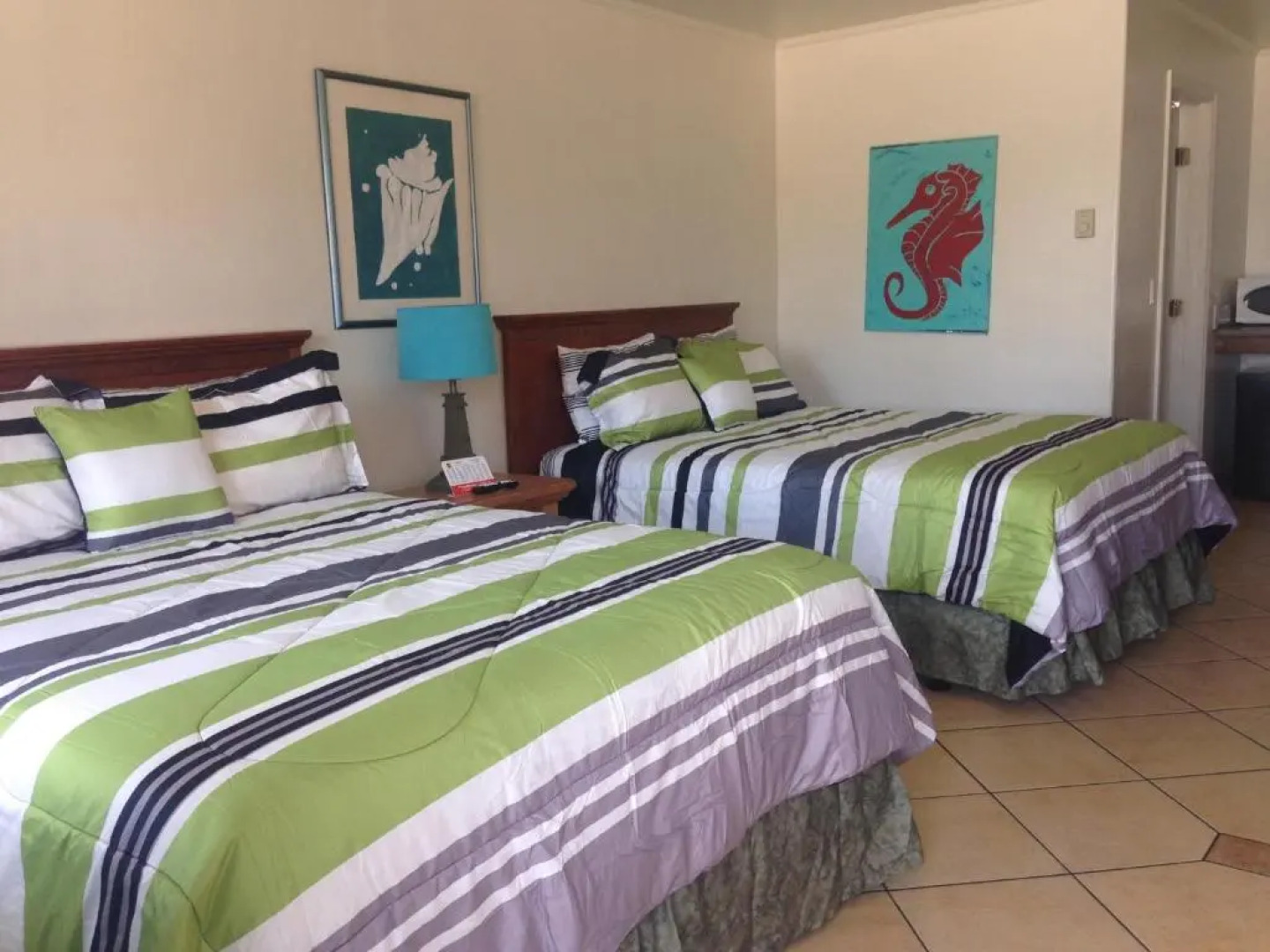 The Shores Inn and Beach Houses