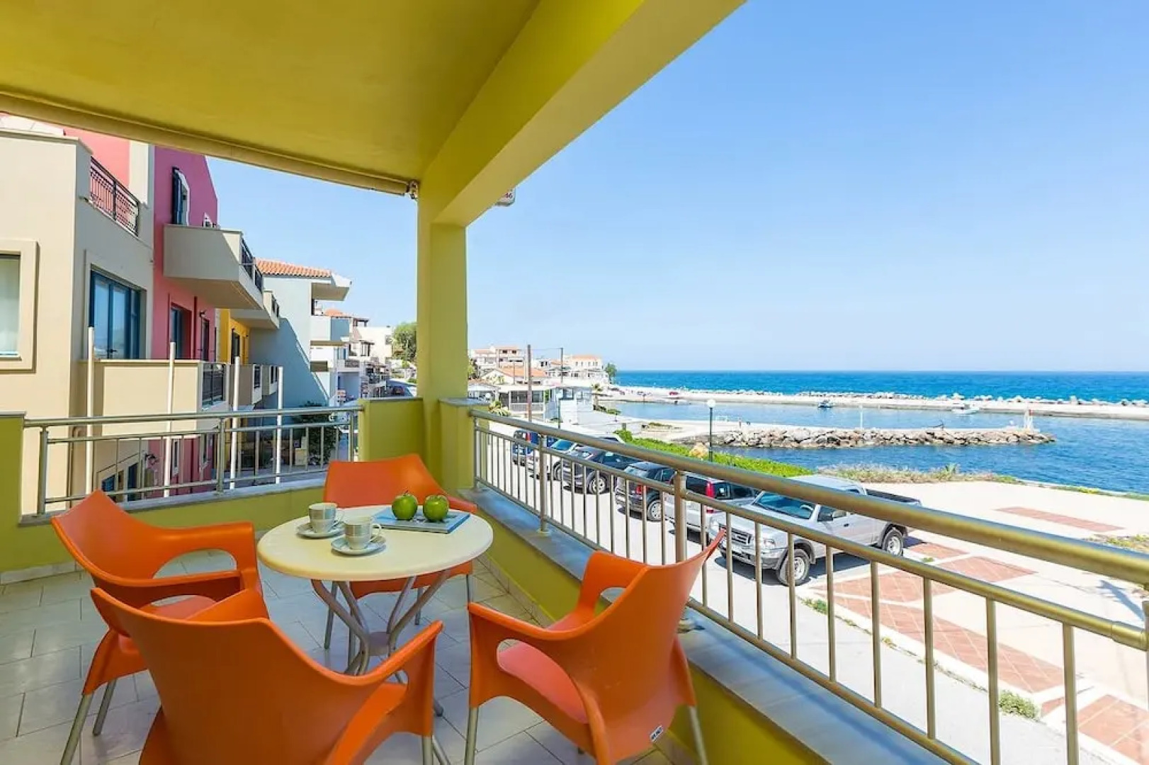 Glaros Beach Apartments