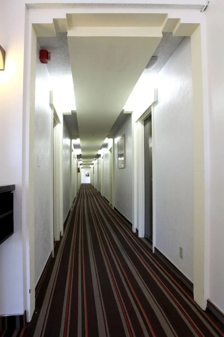 Granada Inn