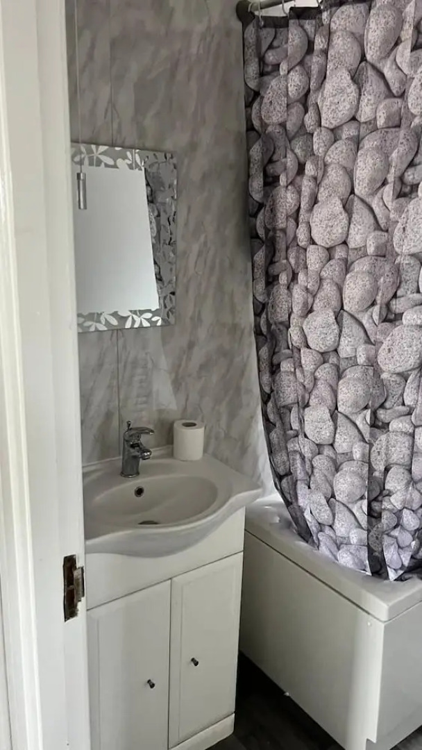 Lovely 3-bed Cosy House in Greater Manchester