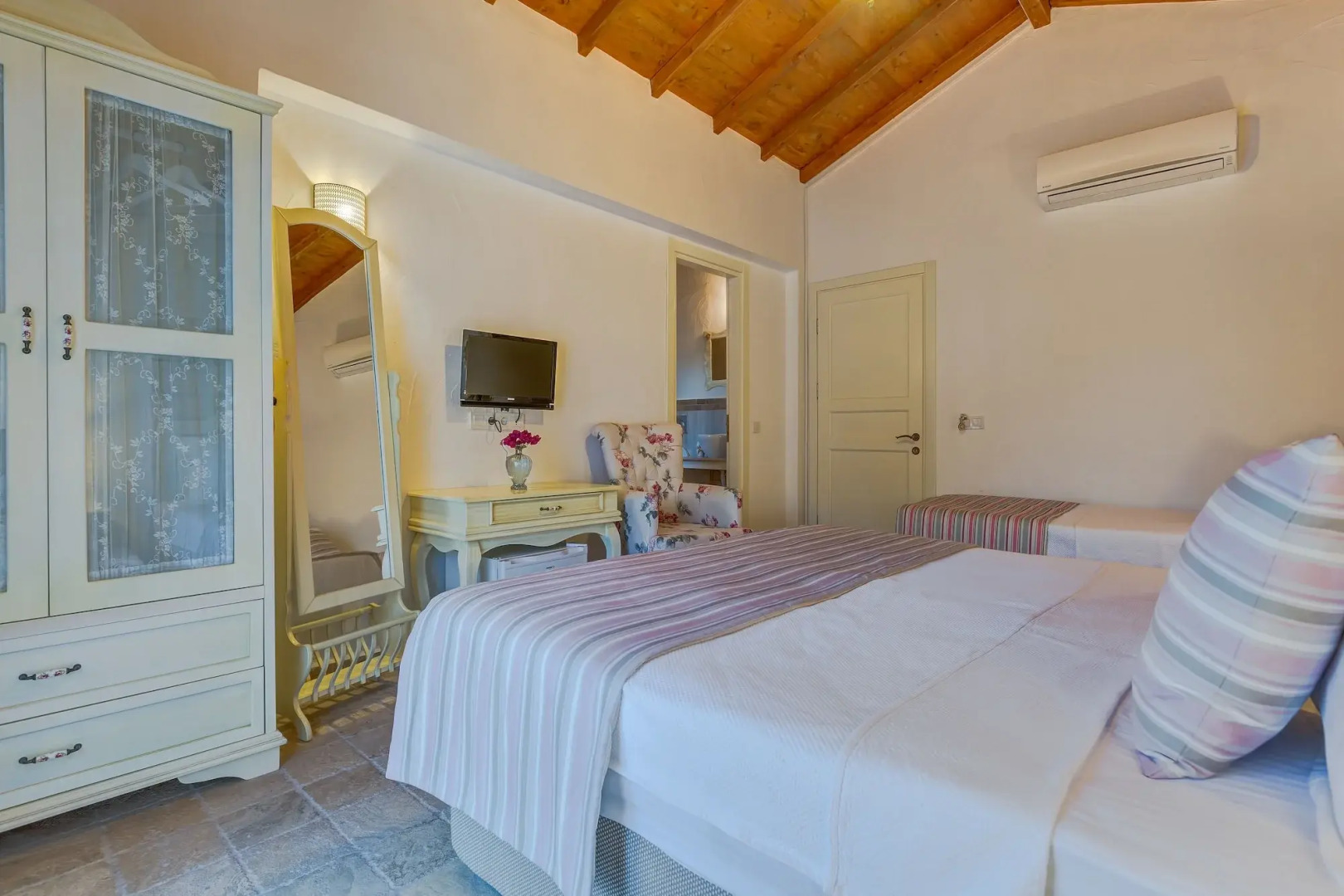 Alanarin Konak Alacati