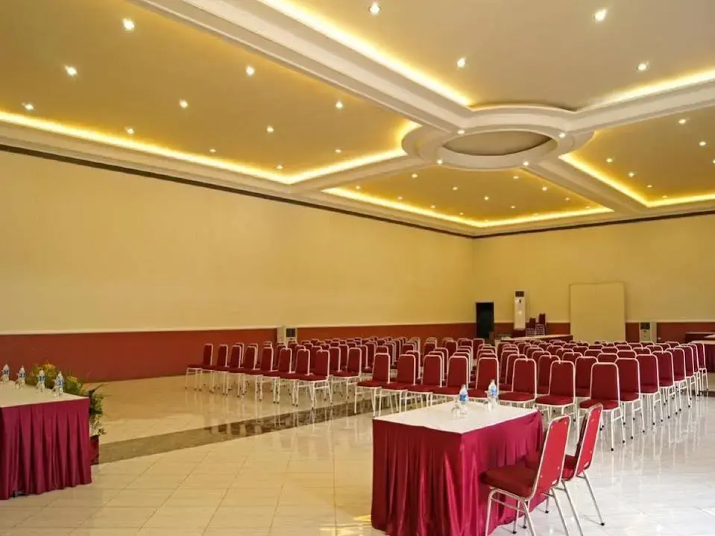 The Winner Premier Hotel