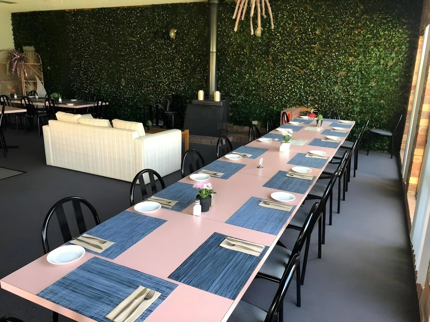 The Birch House - Silver Birches Luxury Accommodation Bright