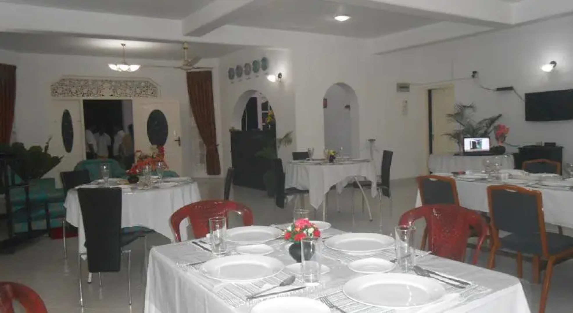 Sethsura Grand Hotel